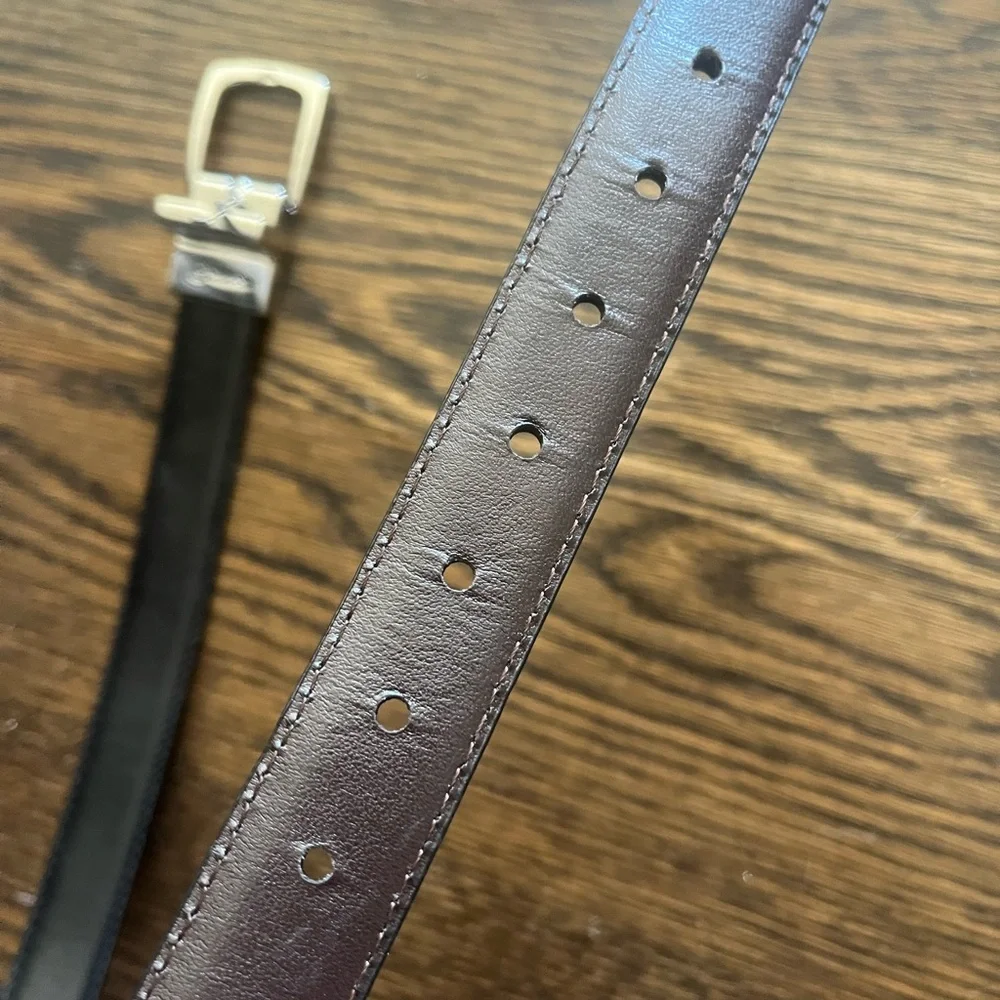 Chaps kid’s reversible belt 26-28 inches brown black and silver